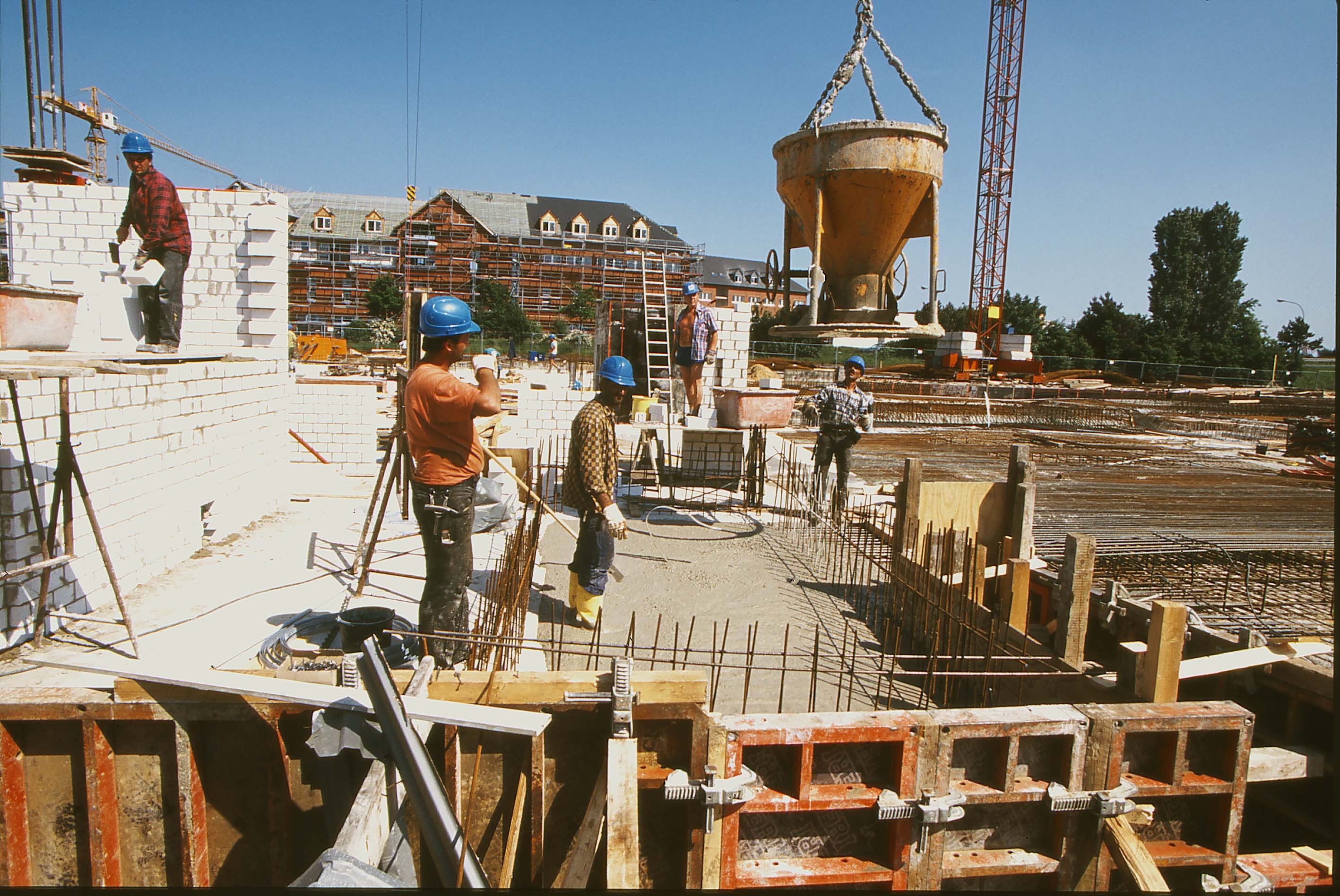 Starker Wettbewerb um Baugrundstücke behindert die Bautätigkeit